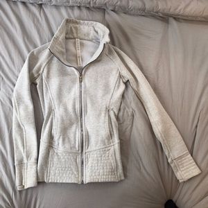 Lululemon Size 2 Cowl Neck Zip Up, Light Grey